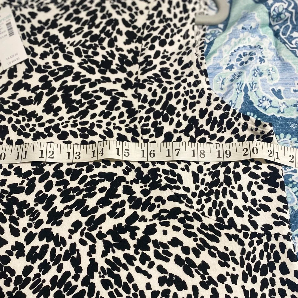 ❤️❤️NWT Black & White Leopard Scoop Neck Sleeveless Bomber Mid Length Dress - Picture 5 of 6